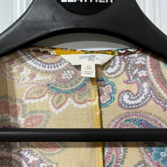 Terra & Sky Women’s Plus Size Duster Length Paisley Print Kimono Size 0X (14W) - Picture 8 of 8